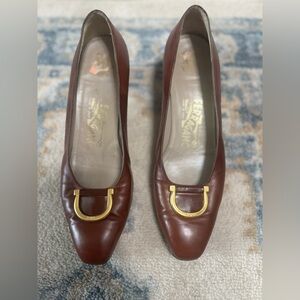 Salvatore Ferragamo Chestnut Leather Heels with Gold Accent
